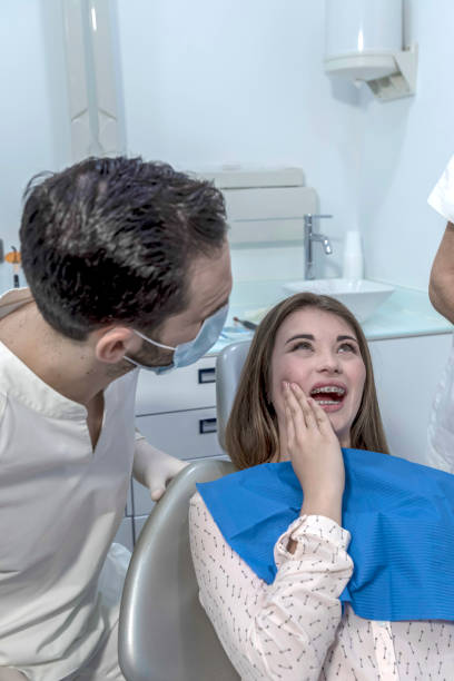 Best Dentist for Tooth Abscess  in Osceola, MO